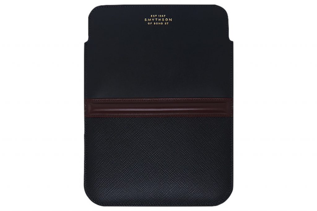 Sleeve na iPad z kolekce Panama, Smythson of Bond Street.