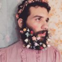 Muži s květinami - flower-beard7galerie7