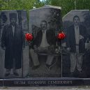 20 inspirativních náhrobků z Ruska - russian-gangster18
