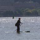 Breaking News: Na Hudsonu spatřen muž na paddleboardu! - 4_na-vodaky-nejsou-na-hudsonu-zvykli