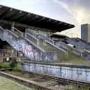 Podívejte se na kdysi slavná a megalomanská olympijská sportoviště: dnes zejí prázdnotou a zmarem - haunting-photos-of-abandoned-olympic-venues-19