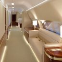 Putinův luxusní letoun se zlatou toaletou předčí i Air Force One? - luxusne-vyvedene-chodby-letadla-vladimira-putina