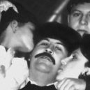 Ze života největšího pašeráka drog Pabla Escobara - pablo-escobar-se-svou-rodinou