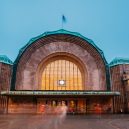Krásná architektura světových nádraží - helsinki-central-station-finland