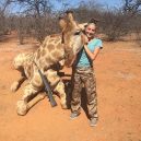 Lov žiraf – krutá zábava vede k jejich vyhynutí - giraffe-hunt