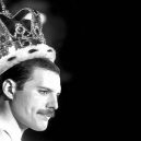 Freddie Mercury – nezapomenutelná legenda - queen-crown