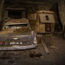 Amatérský fotograf našel v opuštěném dole desítky aut ukryté za okupace - 3147936_