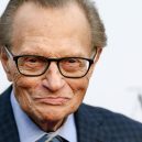 Celebrity, které kvůli svému nerozvážnému hospodaření zkrachovaly - 675689930_Larry-King