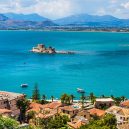 10 míst, které při návštěvě Řecka nesmíte v žádném případě vynechat - greece-nafplio-town-and-venetian-fortress