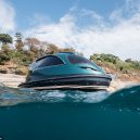 Zapomeňte na gigantické superjachty za miliony dolarů. Royal Jet Capsule je luxus v kapsli - 9423146-6670085-An_ultra_futuristic_space_ship_style_boat_is_the_new_and_luxurio-a-29_1549382979628