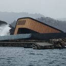 V Evropě byla otevřena první podvodní restaurace. Nachází se v Norsku a její vzhled vás zaručeně uchvátí - underwater-1