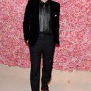 Nejvýrazněji oblečení muži na Met Gala 2019 - gettyimages-1147427620-rami-malek