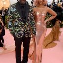 Nejvýrazněji oblečení muži na Met Gala 2019 - gettyimages-1147443582-idris-elba