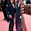 Nejvýrazněji oblečení muži na Met Gala 2019 - gettyimages-1147447738-hilfiger