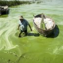 Peklo na zemi. Takhle vypadá život v znečištěné Číně - green-water-in-china