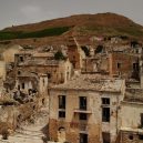 Poggioreale – největší italské město duchů zničilo zemětřesení - 190705164828-poggioreale-abandoned-italy-full-169