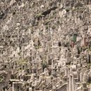 V Hongkongu nemají ani po smrti klid – místa pro věčný odpočinek prakticky nejsou k dispozici - 9-the-high-rise-graveyards-of-hong-kong