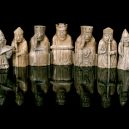 Šachové figurky z ostrova Lewis našly svého dávno ztraceného rytíře - stažený soubor