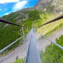 Nejdelší visutá lávka má téměř půl kilometru - Charles-Kuonen-Suspension-Bridge-Entrance