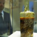 Římská láhev ze Špýru stále uchovává tekutý nápoj - The-Oldest-Wine-in-the-World-1140×700