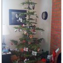 8 nejhnusnějších vánočních stromků na světě - fb ugly christmass tree