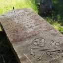 Ostrov Île Sainte-Marie ukrývá jediný hřbitov pirátů na světě - cimetiere_pirate_sainte_marie_journal_evasion