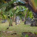 Ostrov Île Sainte-Marie ukrývá jediný hřbitov pirátů na světě - Sainte_marie_Madagascar_pirate_cemetery