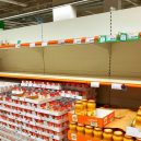 Pohled do českých a zahraničních obchodů. - supermarkety-pocit-prazdnych-regalu-vyvolava-paniku-1