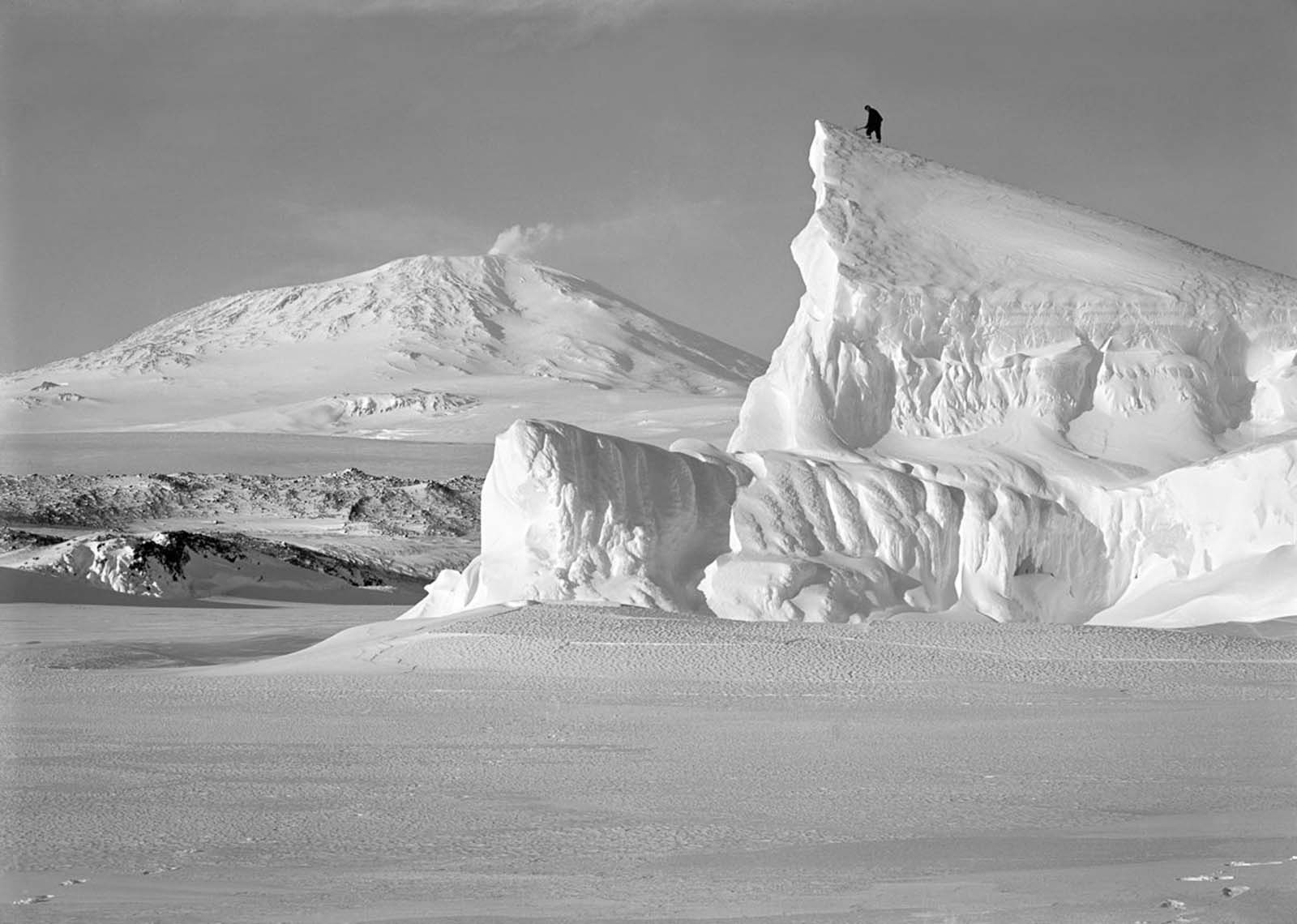 Экспедиция антарктика. Гора Эребус Антарктида.