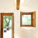 Z opuštěné jeskyně pohodlné bydlení – podívejte se na neuvěřitelnou proměnu - TV-house-exclusive–Cave-conversion9