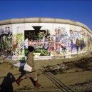 Fotografie Berlínské zdi ze Západního Berlína z let 1985-1986 - everyday-life-berlin-wall (7)