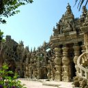 Bizarní, ale úchvatný „Le Palais idéal“. Odhodlaný pošťák jej stavil sám po neuvěřitelných 33 let - ideal-palace-ferdinand-cheval-eg-3