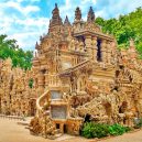 Bizarní, ale úchvatný „Le Palais idéal“. Odhodlaný pošťák jej stavil sám po neuvěřitelných 33 let - palais-ideal-Ferdinand-Cheval