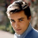 Herec, rebel, sex symbol, ale i řezník a mariňák. Legendární Alain Delon, oslaví 85 narozeniny - delon