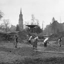 Dostavba poválečných Drážďan v unikátních historických snímcích - Rebuilding-Dresden (8)