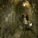 Původ a účel jeskyně plné mušlí zůstává mystériem - shell-grotto-serpentine-passage