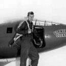 „Nejrychlejší muž na zemi“ Chuck Yeager zemřel ve věku 97 let - c1_3833155