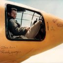 „Nejrychlejší muž na zemi“ Chuck Yeager zemřel ve věku 97 let - Chuck_Yeager_X-1_(color)