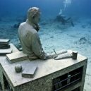 Kuriózní podmořské muzeum obývá stovky soch v životní velikosti - the-sculptures-of-musa-underwater-museum_1100x619