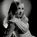 Veronica Lake – ikona s nadčasovým lookem, na kterou se však rychle zapomnělo - veronica-lake-reclined