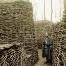 Hildenbrandovy fotografie zachytily první světovou válku v reálné barvě - Hans_Hildenbrand__WW1_wooden_trenches