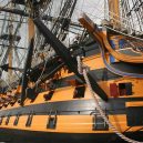 Vyplula roku 1765, přežila bitvu u Trafalgaru a činí se dodnes. HMS Victory je nejstarší lodí v aktivní službě - hms-victory-1