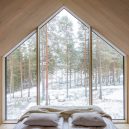 Niliaitta – moderní verze tradiční laponské stavby - you-can-truly-sleep-amongst-the-trees-in-this-cozy-cabin-enjoying-all-that-nature-has-to-offer