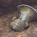Čínské Sanxingdui vydalo další poklad – zlatou masku - bronzeware-at-sanxingdui