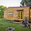 Překrásný domek jak do kapsy si postavili vlastnoručně - RECYCLED-TINY-HOUSE-(9-of-10)