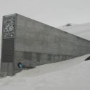 Vědci plánují lunární „Noemovu archu“ - svalbard-seed-vault