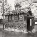 Pařížské pisoáry z let 1865-1875 - pissoir-vintage-public-urinals-paris (19)