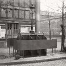 Pařížské pisoáry z let 1865-1875 - pissoir-vintage-public-urinals-paris (3)