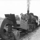 Destrukční stroj zvaný „železniční vlk“ - Bundesarchiv_Bild_101I-308-0799S-08,_Italien,_Itri,_Schienenwolf_zerstört_Gleise