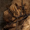 Peruánská mumie schoulená v provazech - Peru-02